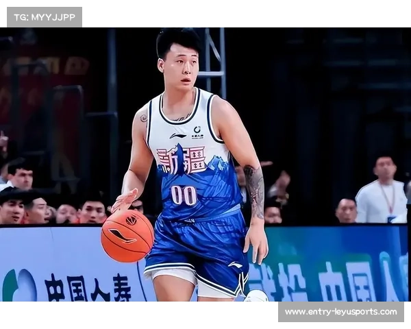 赵睿领衔新疆队后卫线攻防核心 组织重任挑大梁 赵睿领衔新疆队后卫线攻防核心 组织重任挑大梁